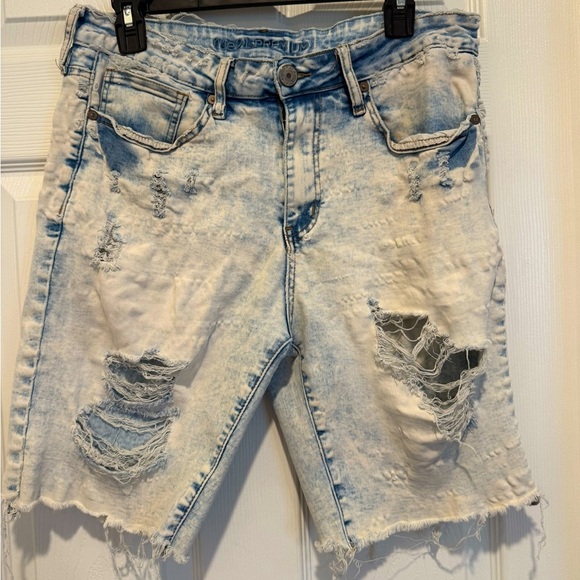 Rue 21 Premium Distressed Denim Shorts Size Size 32. Above Knee Supreme Flex . - Picture 1 of 6